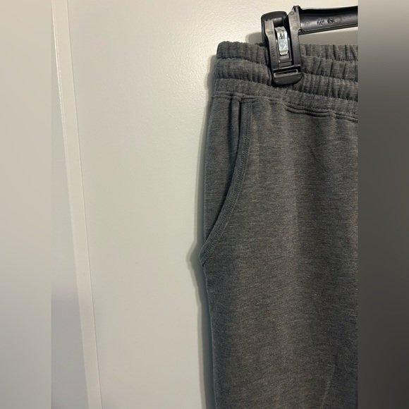 Barefoot Dreams Malibu Collection Joggers - Picture 2 of 10